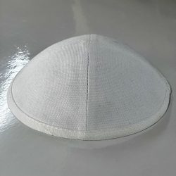 ⁦כיפה דמוי פשתן לבן⁩ – תמונה ⁦2⁩